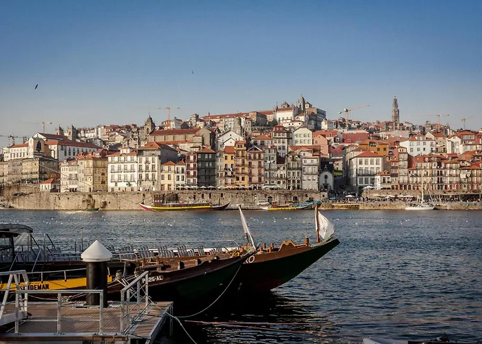 480 Liberdade Apartment *