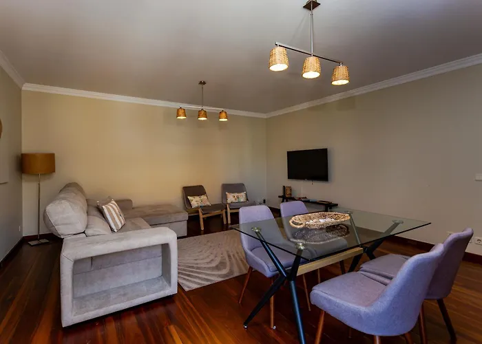 480 Liberdade Apartment *